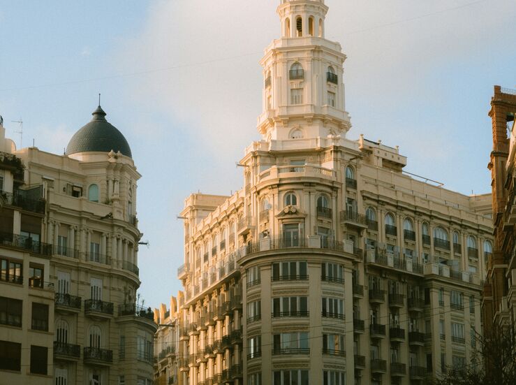 Valencia bate rcords de turismo en 2024 y reaviva la discusin sobre la tasa turstica