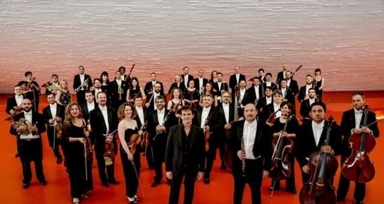 La Orquesta De Extremadura Ofrecerá Tres Conciertos Navideños Durante Las Próximas Fiestas 3548
