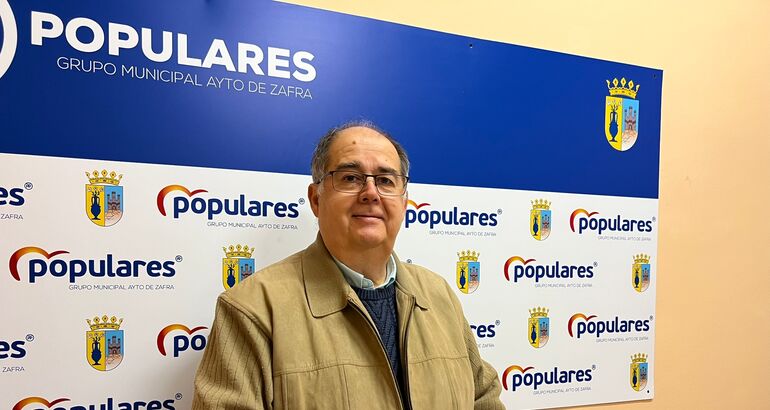 Pp Pide Que Zafra Solicite Concesión De La Medalla Extremadura Al 