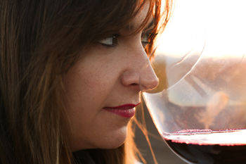 Una Mujer en el vino